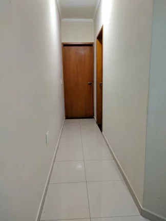 Imagem SOBRADO PADRÃO COM 3 DORMITÓRIOS NA VILA CLARICE EM SANTO ANDRE