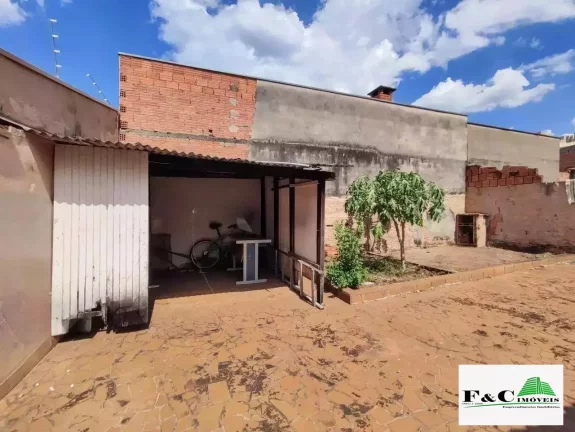 Imagem Casa para Venda em Limeira, Vila da Glória, 3 dormitórios, 1 banheiro, 1 vaga