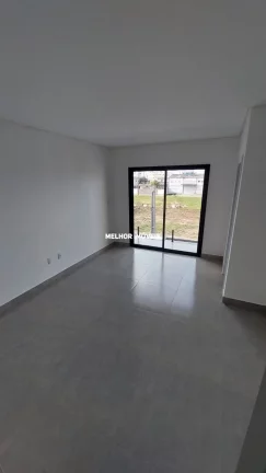 Imagem Casa Sobrado à Venda com 03 dormitórios sendo uma suíte, localizado no Bairro Morretes de Itapema.