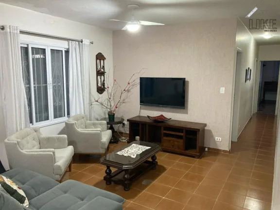 Imagem Linda Casa a Venda no Jardim Satélite com 3 quartos e sendo 1 suíte.