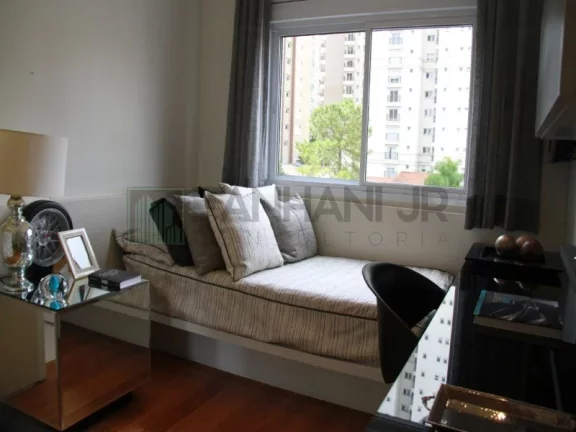 Imagem Vendo maravilhoso apartamento no Ed. England Vila Nova -  Rua Marcos Lopes, 233 - Vila Nova Conceição, São Paulo. Apartamento novo, impecável, compl