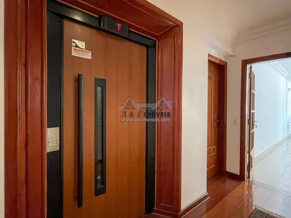 Imagem Apartamento à venda em Campos do Jordão – Luxuosa cobertura triplex
