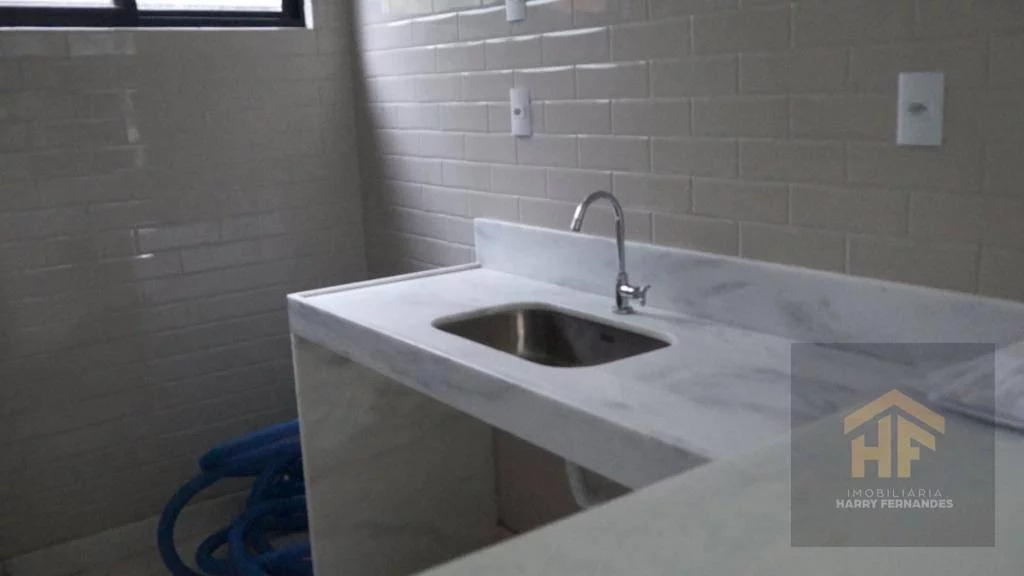 Imagem Apartamento com 3 Quartos à Venda, 66 m² em Espinheiro - Recife