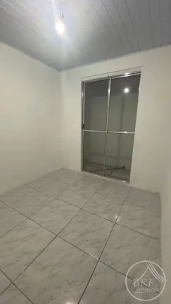 Imagem Vendo terreno com três casas e uma Kitnet em Serraria, São José SC