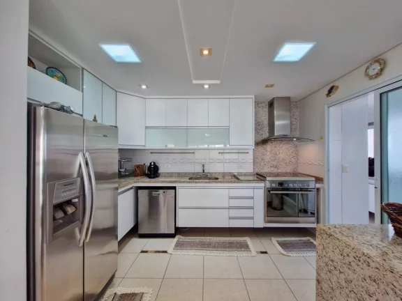 Imagem Apartamento de Luxo à venda em Riviera de São Lourenço Módulo 08: 3 quartos, 3 suítes, 2 salas, 2 vagas, 156,60 m² de área.