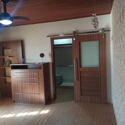 Imagem TERRENO COM 1000 M² COM BARRAÇÃO E APARTAMENTO Ã VENDA NO CENTRO DE TOLEDO-PR.