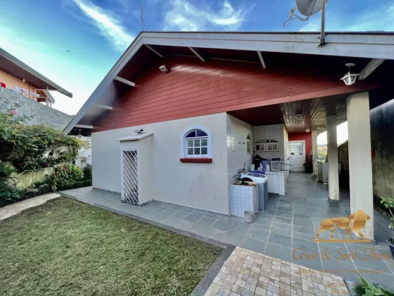 Imagem Casa a venda e locação residencial Vila Elisa em Campos do Jordão-SP