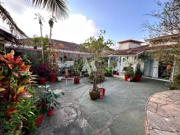 Imagem Casa com piscina á venda Guarujá/Sp
