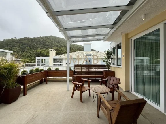 Imagem Cobertura de luxo à venda em Florianópolis-SC, bairro Ingleses do Rio Vermelho: 3 quartos sendo 1 suíte, bwc social, vaga dupla de garagem, 183,77m².