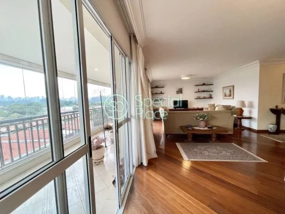 Imagem Apartamento com 261m² na Vila Nova Conceição. Living bem amplo e iluminado para dois ambientes, v...