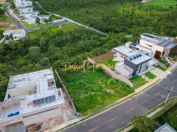 Imagem Lote murado e terraplanado com 1.027 m² - Condomínio Santa Monica - Jardim Botânico - DF