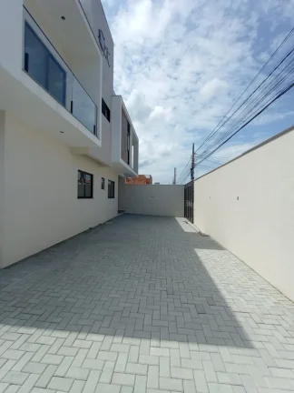 Imagem Sobrado novo no bairro Santa Regina