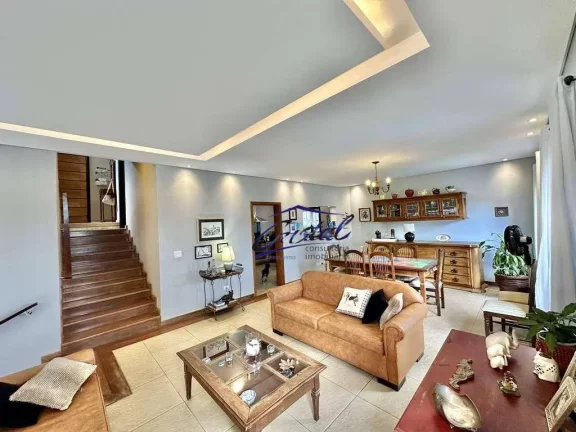 Imagem Casa com 3 quartos / suítes à venda, 330 m² Condomínio Golf Village - Granja Viana - Carapicuíba/SP