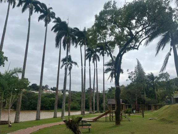 Imagem Excelente oportunidade em um dos condomínios mais cobiçados de Valinhos! Este lote de 420m², situ...