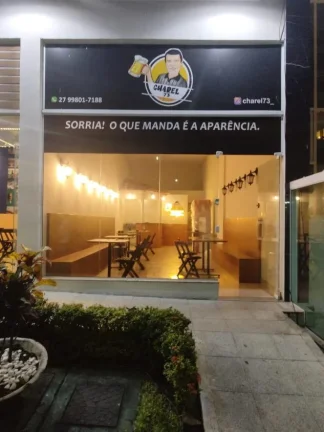Imagem Lojao, na Quadra do Mar da Praia de Itaparica, com aproximadamente 50 M2, Pé Direito Duplo com 7 m de altura.