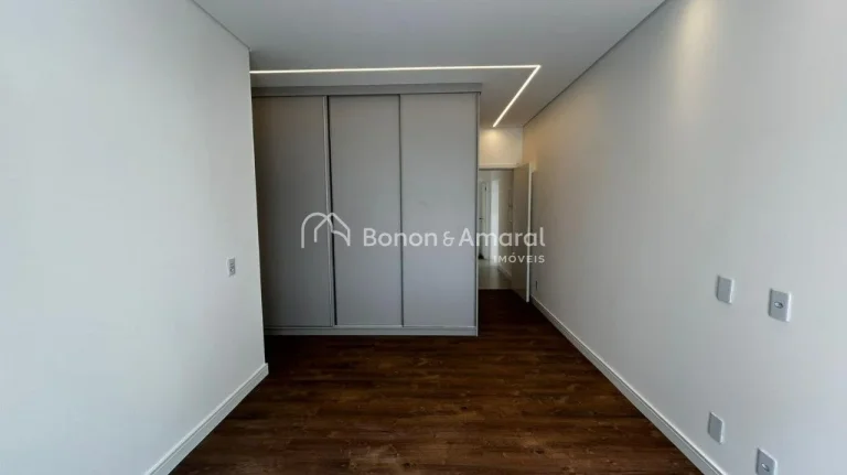 Imagem Casa de condomínio à venda com 240 m² e 3 quartos, no Loteamento Residencial Arborais em Campinas/SP