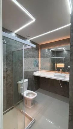 Imagem Apartamento à venda em Copacabana-RJ: 3 quartos, 1 suíte, 1 sala, 3 banheiros, 120m² de área. Venha conferir!
