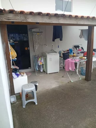Imagem Casa com 2 dormitórios sendo 1 suíte e 1 vaga de garagem - Bairro Limeira Baixa – Brusque/SC