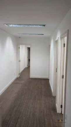 Imagem Galpão para locação na Vila Romana São Paulo SP com 830m², 8 banheiros e 2 vagas de garagem
