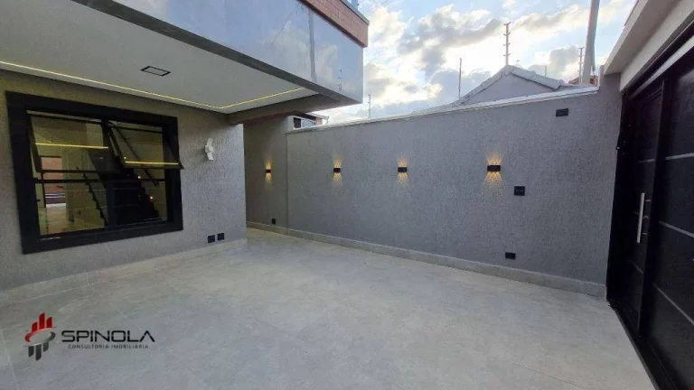 Imagem Sobrado com 3 dormitórios à venda, 180 m² por R$ 1.150.000,00 - Maracanã - Praia Grande/SP