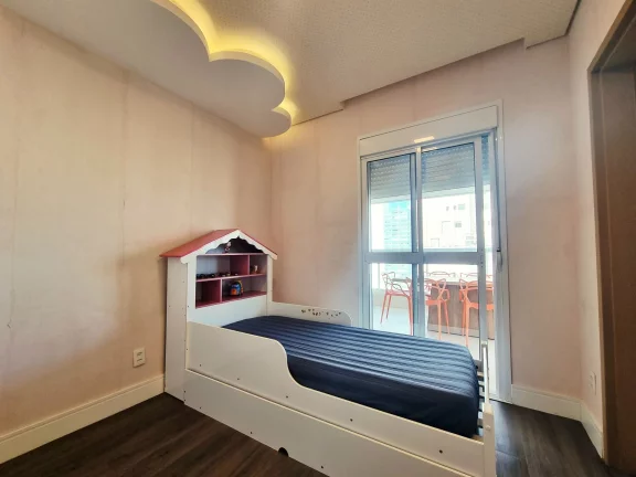 Imagem Apartamento em andar alto com 3 suítes e vista livre a venda no boqueirão em Santos
