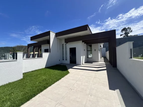 Casa para Venda em Florianópolis / SC no bairro São João do Rio Vermelho