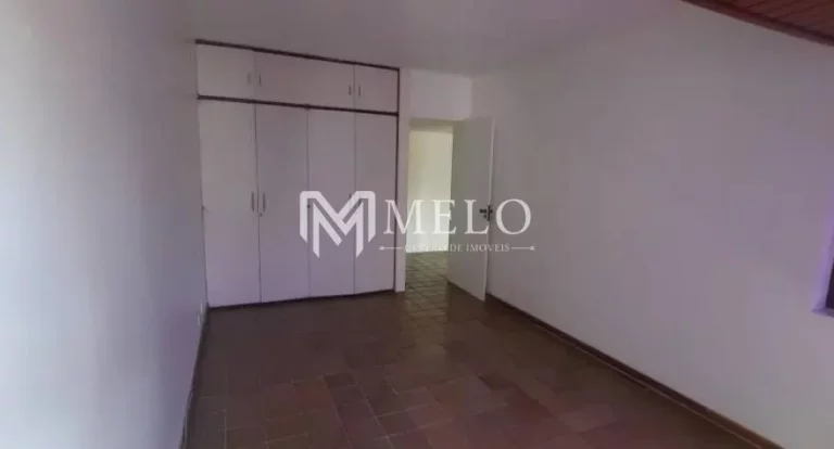 Imagem Oportunidade em BOA VIAGEM: 234m², 04qts, 01suíte, 02vagas...