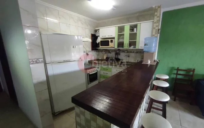 Imagem Apartamento duplex de 2 quartos a 200 metros da Praia - Pero - Cabo Frio