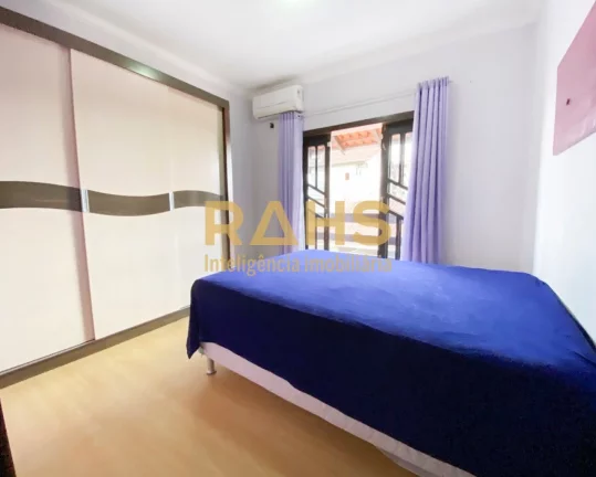 Imagem CASA NO VILA NOVA, PRÓXIMO A RUA XV DE NOVEMBR0 Excelente Sobrado, no Bairro Vila Nova, com 238 m2 ...