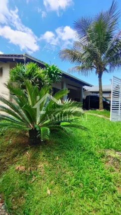 Imagem Casa à venda no bairro Saguaçú com 190m²