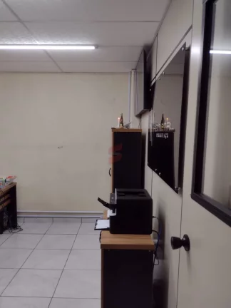 Imagem BARRACÃO/GALPÃO à venda com 384m² por R$ 1.200.000,00 no bairro Guatupê - SÃO JOSÉ DOS PINHAIS / PR