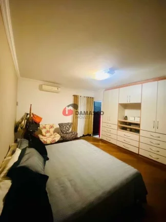 Imagem Sobrado à venda 4 Quartos, 3 Suites, 5 Vagas, Olímpico, São Caetano do Sul - SP