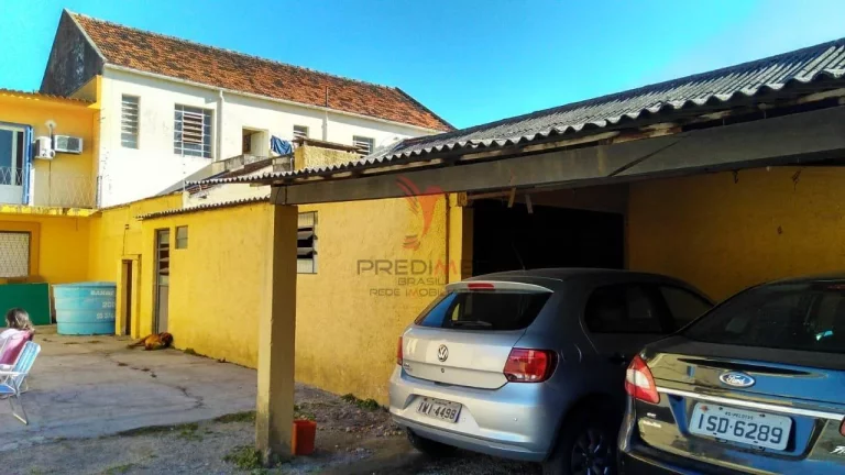 Imagem CASA NO CENTRO PRÓPRIO PARA CLINICA OU MORADIA, Sobrado com estacionamento próprio