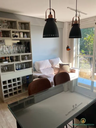 Imagem Belíssimo apartamento mobiliado no miolo da Granja Viana
