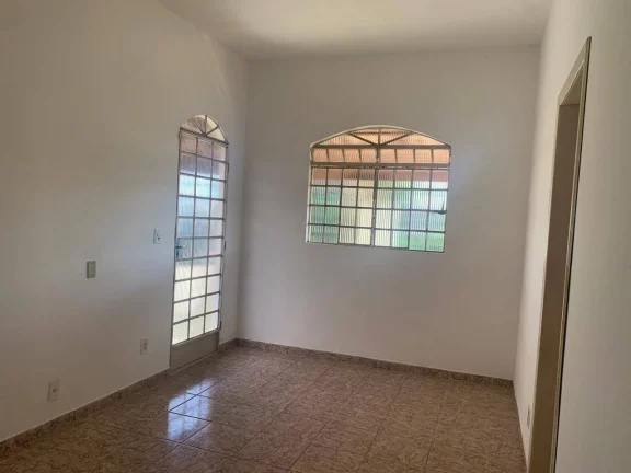 Imagem CASA COM 2 LOJAS EM EXCELENTE LOCALIZAÇÃO, JUATUBA!