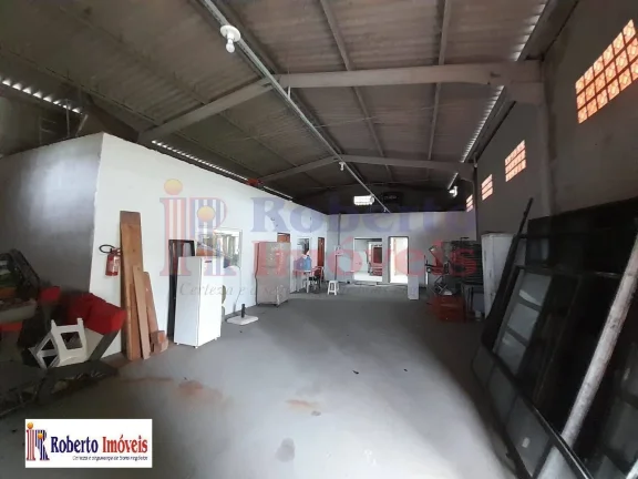 Imagem Excelente Barracão Pré-Moldado e em Alvenaria