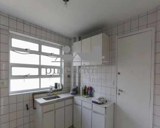 Imagem Apartamento com living para 02 ambientes com piso laminado, 02 dormitórios, banheiro, dependência ...