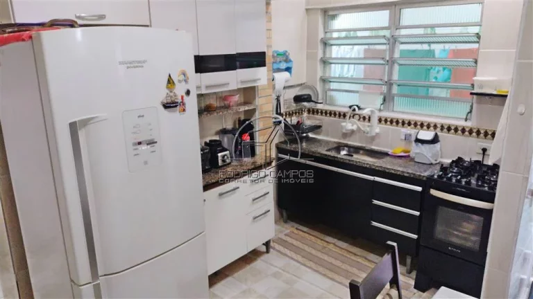 Imagem Espaçosa Casa Geminada 2 Quartos no Tupi - Praia Grande SP