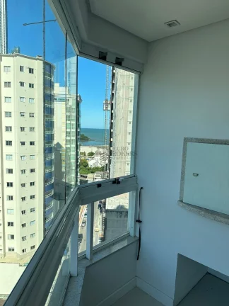 Imagem Apartamento locação anual com 3 suítes e 2 vagas de garagem