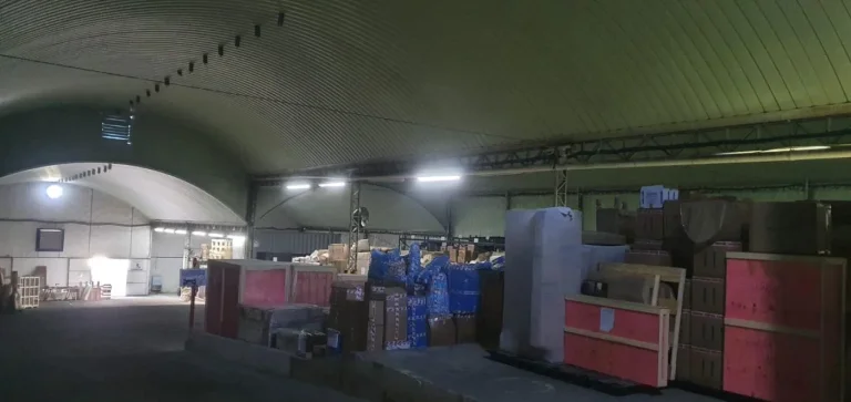 Imagem Galpão para Venda em Rio de Janeiro, Santa Cruz, 6 banheiros