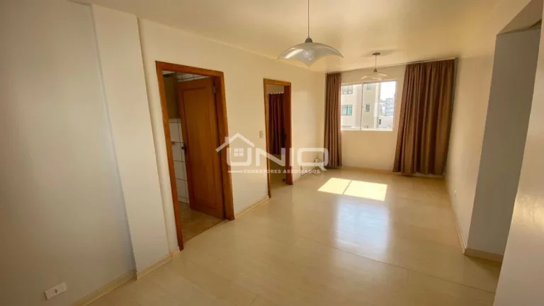 Imagem Apartamento Ed. Cainã - 3 Dormitórios Semi-Mobiliado no Centro