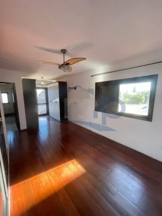Imagem Apartamento á venda com 3 dormitórios no centro de Torres/RS