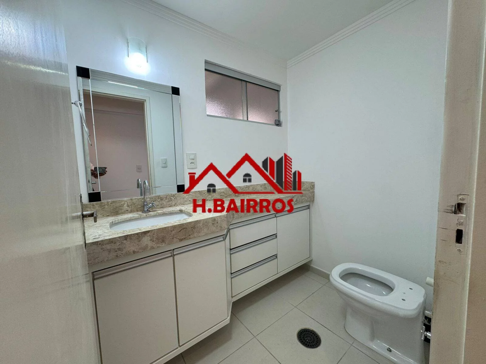 Imagem Apartamento 02 dormitórios à Venda Vila Adyana, São Jos?(C) dos Campos/SP
