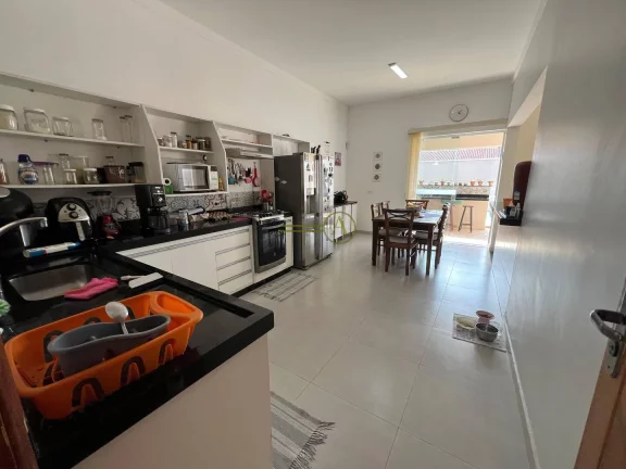 Imagem Casa térrea à venda, dois lotes Edícula Piscina e Varanda gourmet Peruíbe