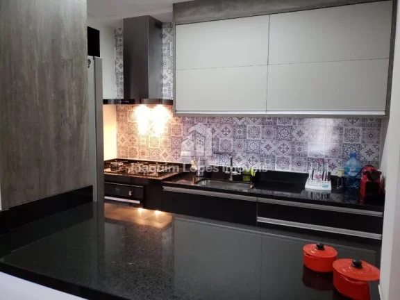Imagem Apartamento de 3 Dorrms (1S), 83m2 no Picanço, 2 vagas e Laz