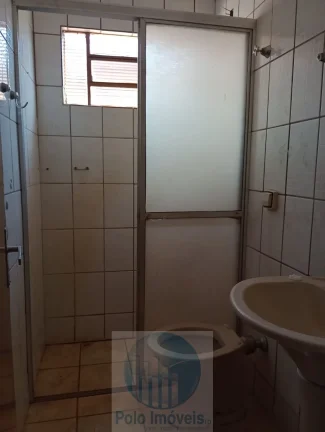 Imagem Casa bairro Presidente Dutra R$ 199.000 com 3 dormitórios, garagem 3 veículos, escritório em Ribeirão Preto - SP