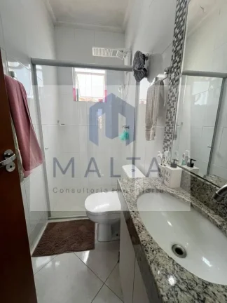 Imagem Casa Geminada para Venda em Belo Horizonte, Planalto, 3 dormitórios, 1 suíte, 3 banheiros, 2 vagas