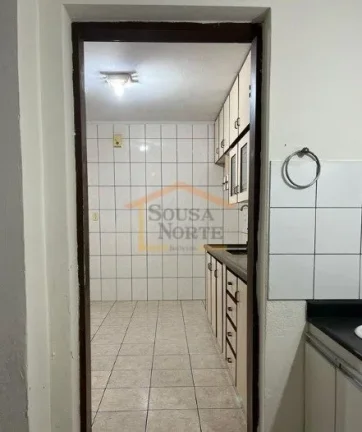 Imagem Sobrado amplo com 2 dormitórios com armários, 2 banheiros, sala com ar-condicionado, cozinha grand...