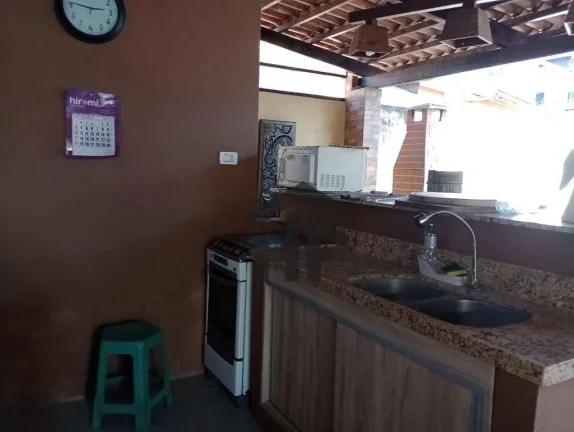 Imagem Casa à venda, com 3 quartos sendo 2 suites, com edícula, localizada no Janga, Paulista - PE.