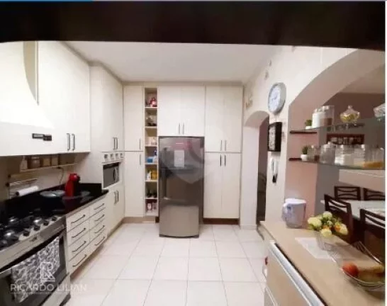 Imagem Sobrado com 3 dorms e 2 vagas localizado a 500 metros da estação Oratorio do Monotrilho